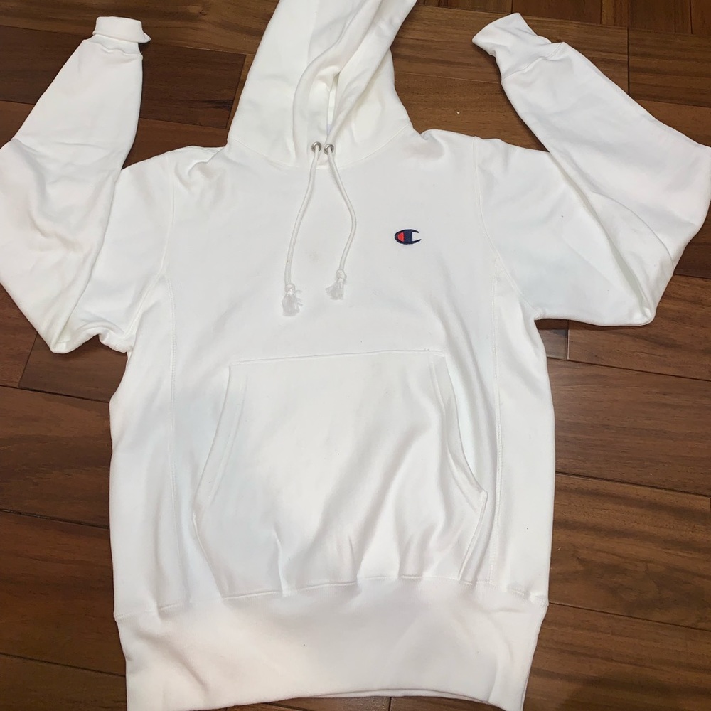 White champion sweatshirt